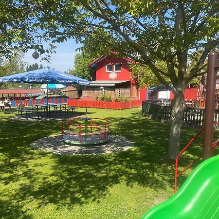 Ferienhaus Spielburg Altötting Exteriör bild