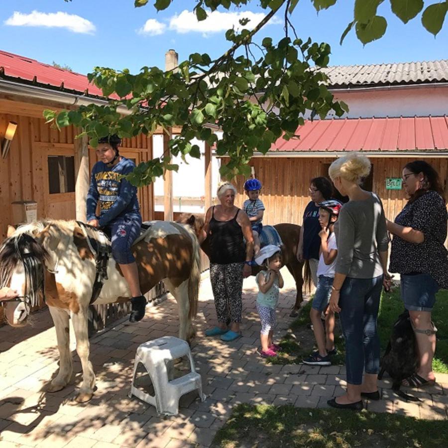 Ferienhaus Spielburg Altötting Exteriör bild