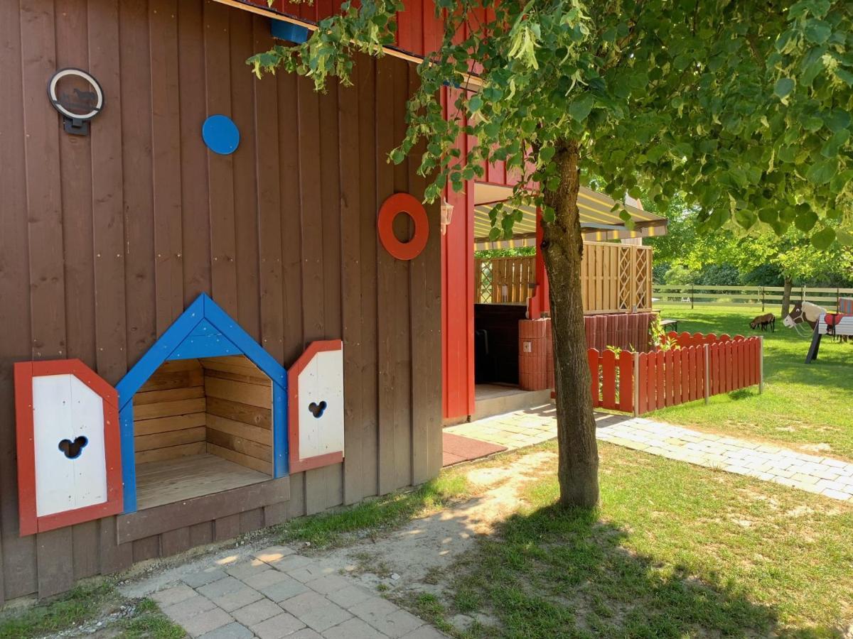 Ferienhaus Spielburg Altötting Exteriör bild
