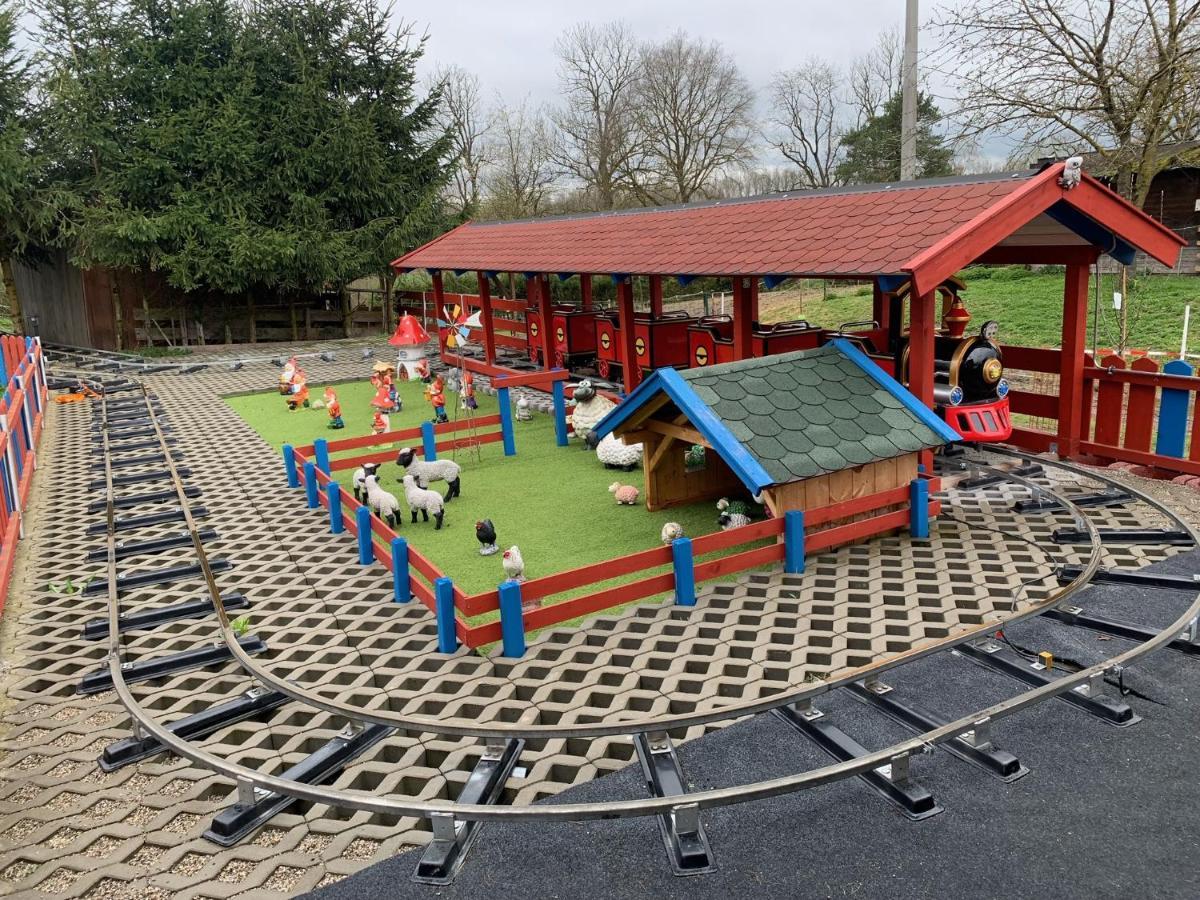 Ferienhaus Spielburg Altötting Exteriör bild